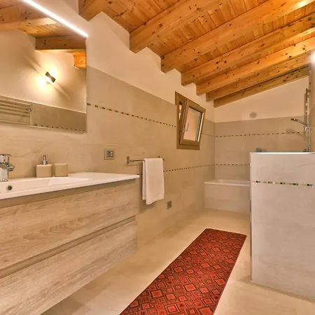 Sole With Stunning View Villa *