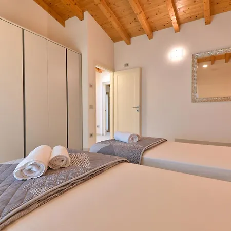 Sole With Stunning View Villa